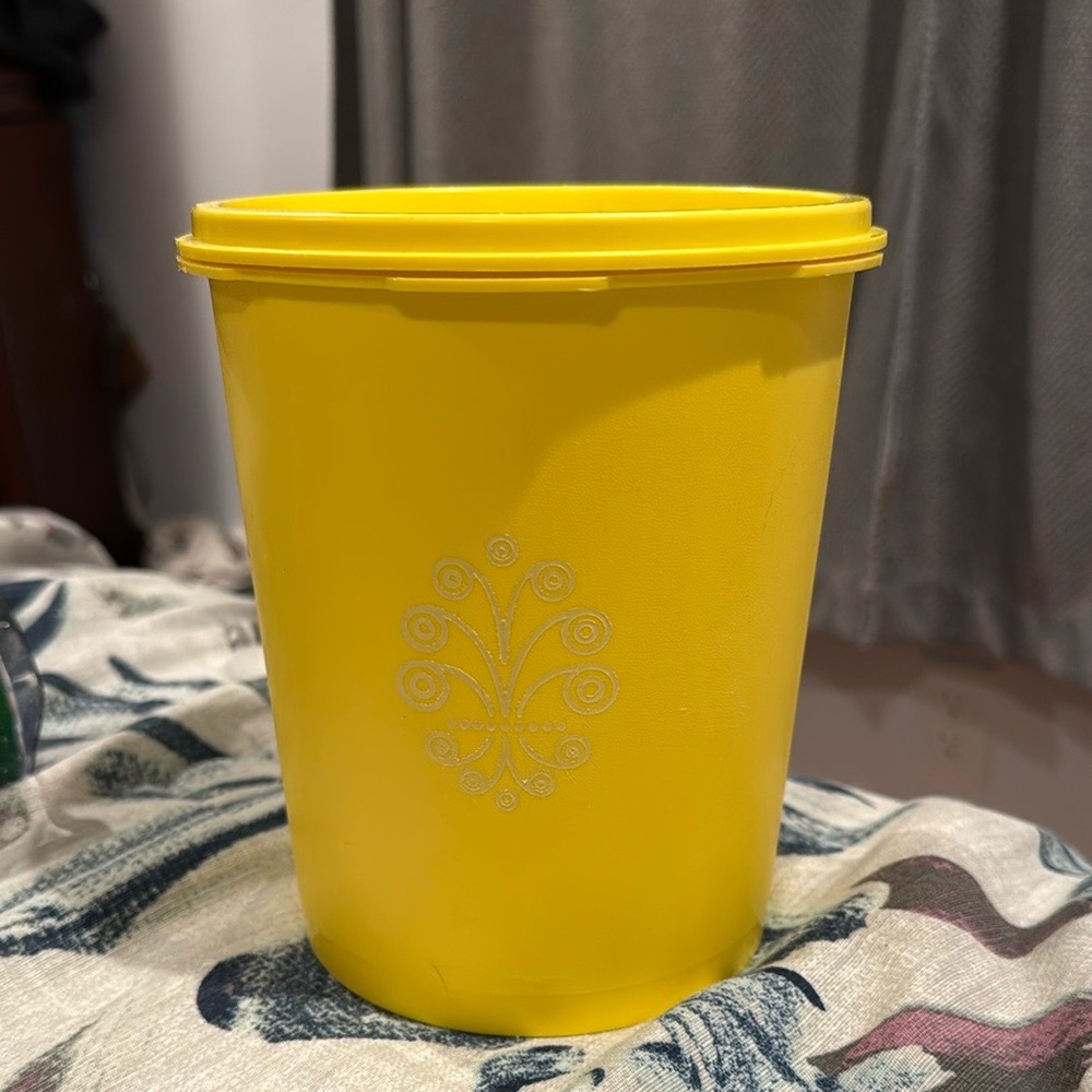 Vintage yellow Tupperware 7” storage container